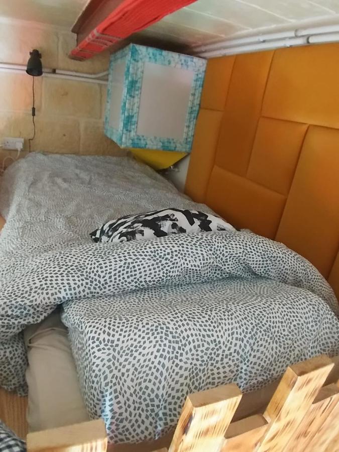 Triesti Home Victoria Εξωτερικό φωτογραφία