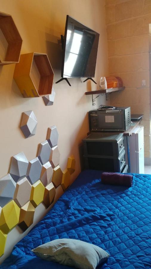 Triesti Home Victoria Εξωτερικό φωτογραφία